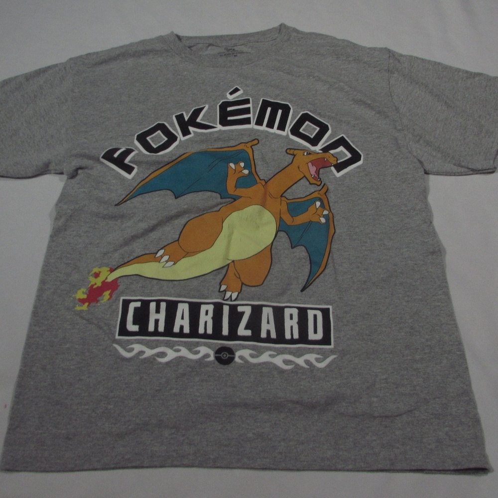 Pokemon Shirt Charizard Size XL